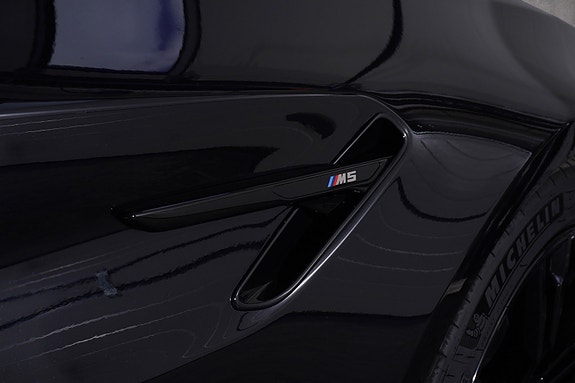 BMW M5 12 of 30