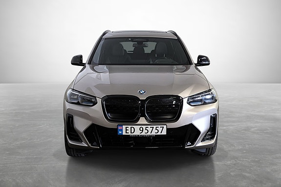 BMW iX3 3 of 27