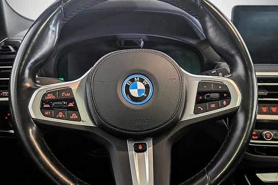 BMW iX3 15 of 27