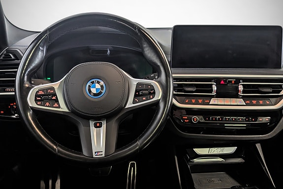 BMW iX3 14 of 27