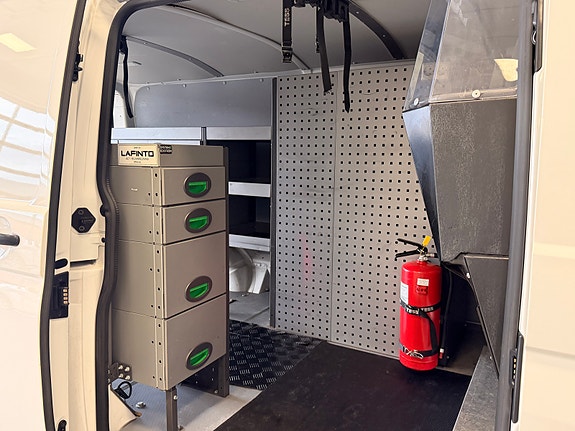 Volkswagen Transporter 15 of 30