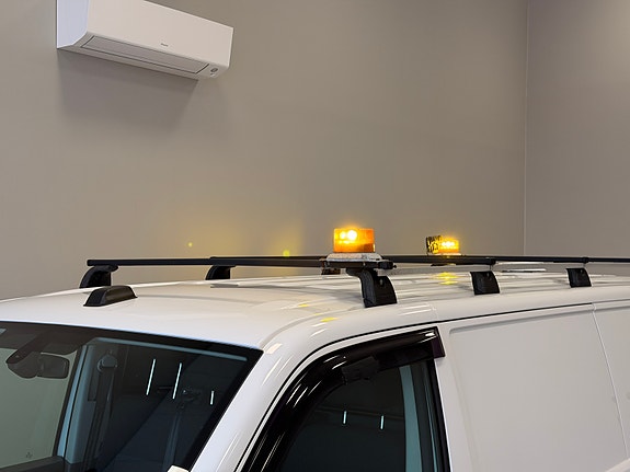 Volkswagen Transporter 8 of 30