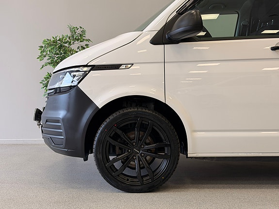 Volkswagen Transporter 9 of 30