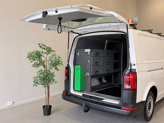 Volkswagen Transporter 13 of 30