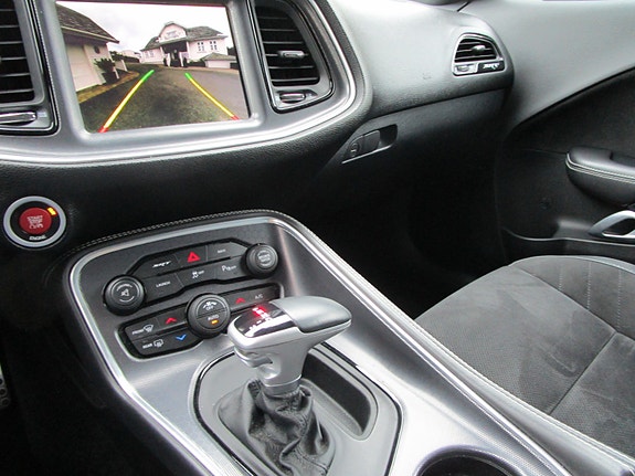 Dodge Challenger 9 of 13