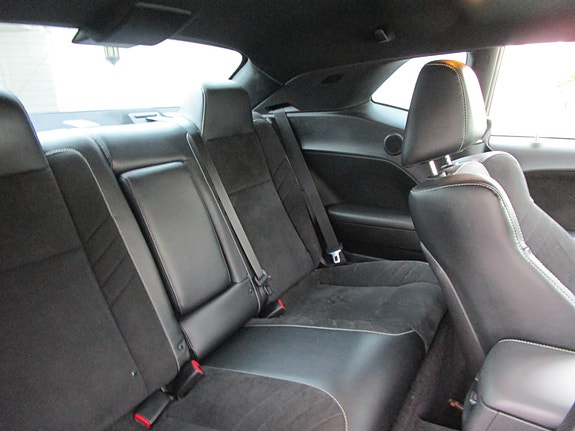 Dodge Challenger 11 of 13