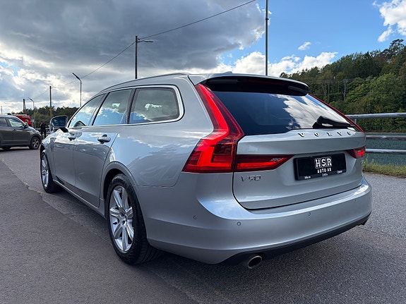 Volvo V90 13 of 30