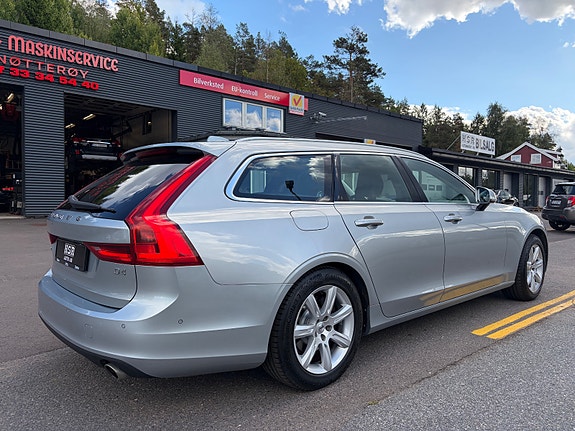 Volvo V90 15 of 30