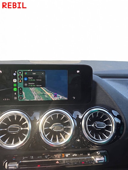 Mercedes-Benz EQA300 9 of 27