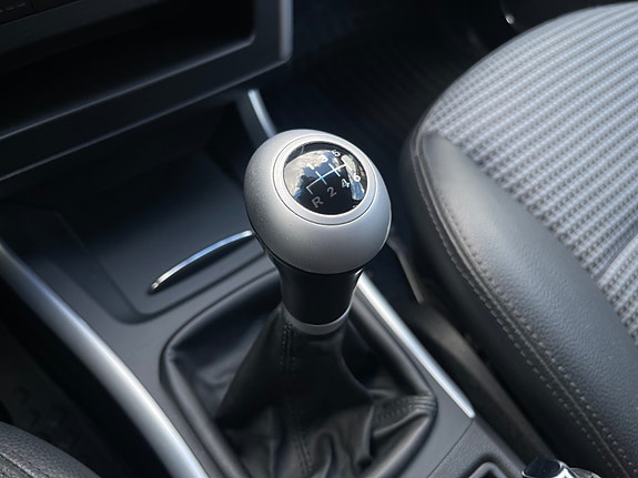 Mercedes-Benz B180 20 of 26