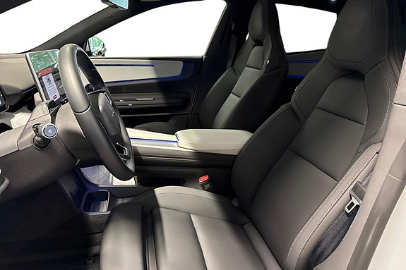 Polestar 4 10 of 22
