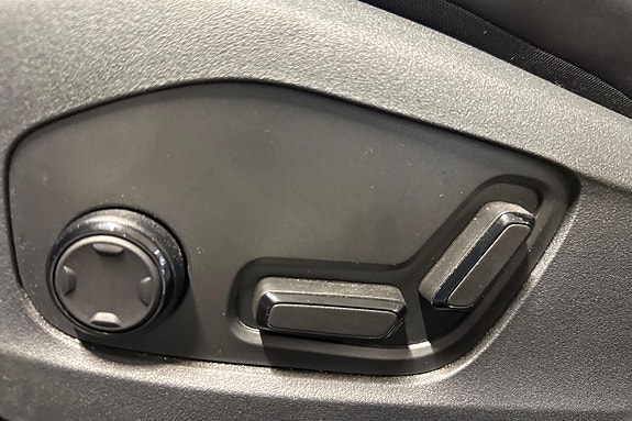 Polestar 4 14 of 22