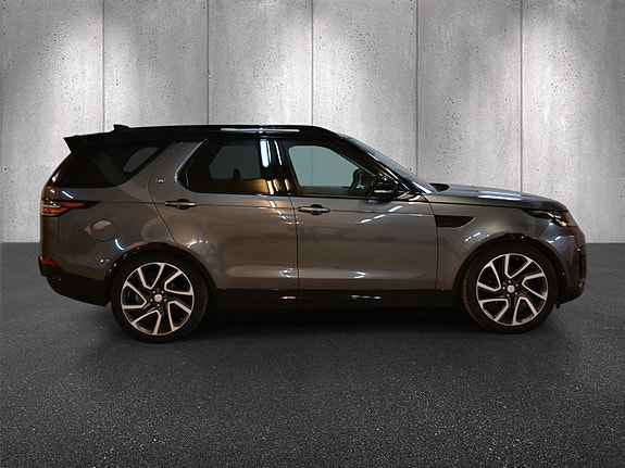 Land Rover Discovery 10 of 30