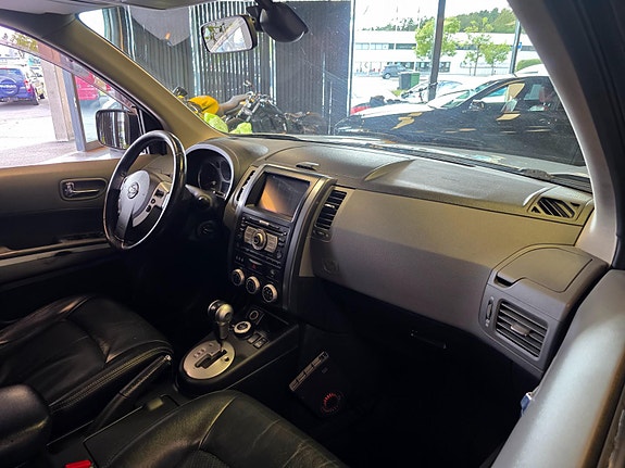 Nissan X-Trail 8 of 30