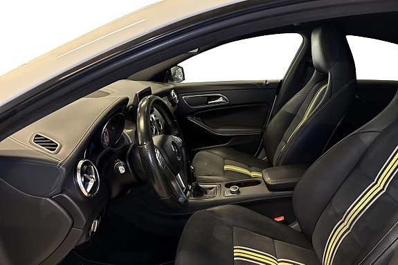 Mercedes-Benz CLA180 19 of 22