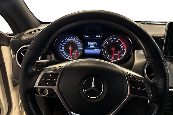 Mercedes-Benz CLA180 20 of 22
