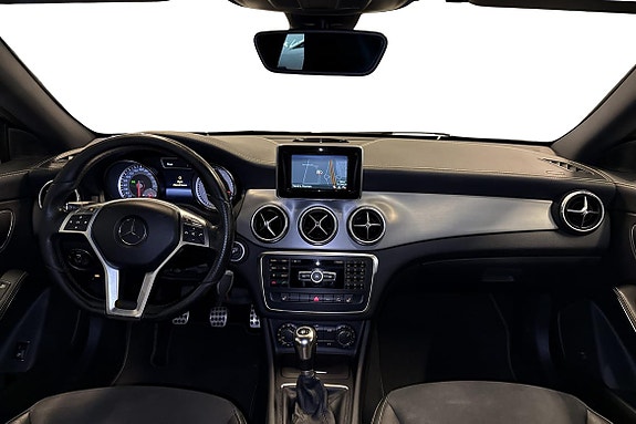Mercedes-Benz CLA180 9 of 22