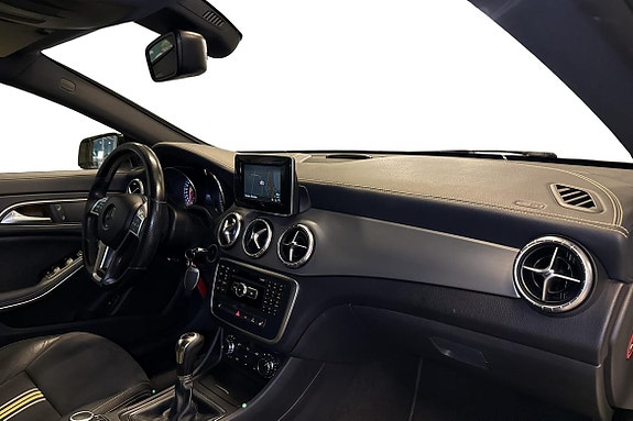 Mercedes-Benz CLA180 10 of 22