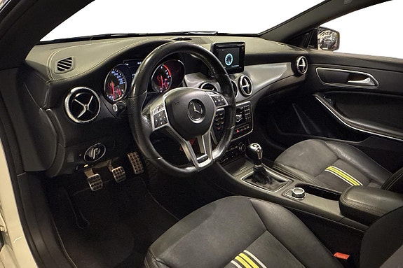 Mercedes-Benz CLA180 15 of 22