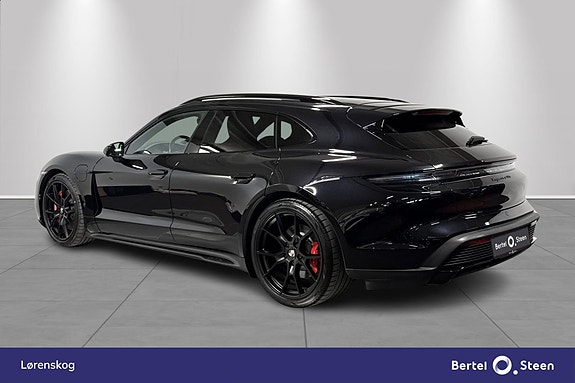 Porsche Taycan 3 of 30