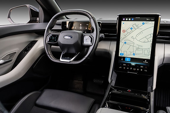 Ford Explorer 30 of 30