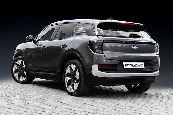 Ford Explorer 6 of 30