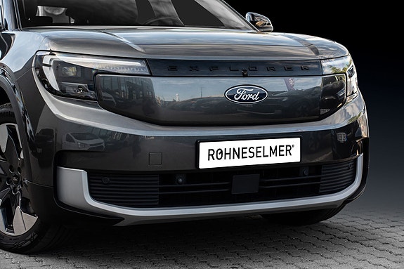Ford Explorer 2 of 30