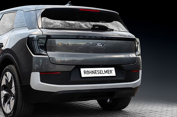 Ford Explorer 7 of 30