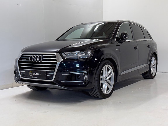 Audi Q7 3 of 30