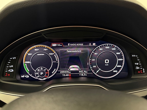 Audi Q7 30 of 30