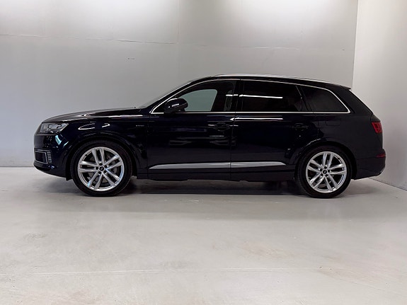 Audi Q7 7 of 30