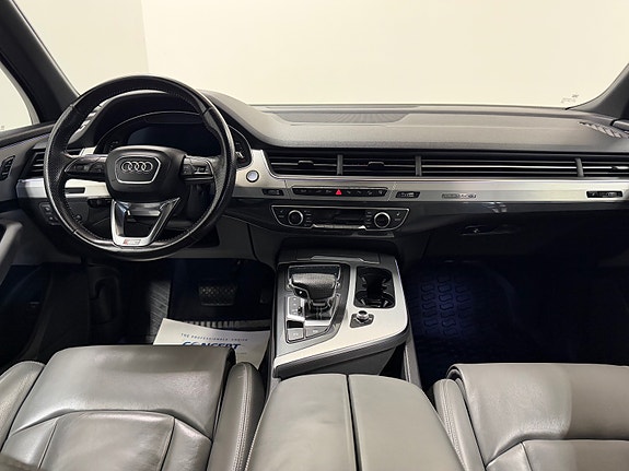 Audi Q7 15 of 30