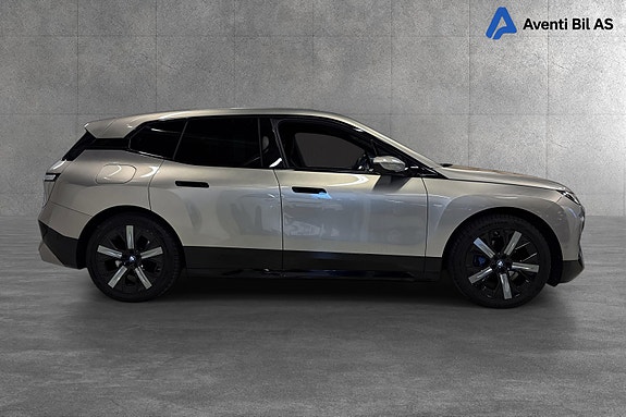 BMW iX 3 of 29