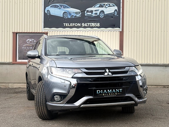 Mitsubishi Outlander 3 of 30