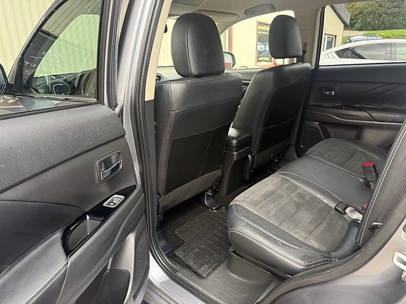 Mitsubishi Outlander 25 of 30