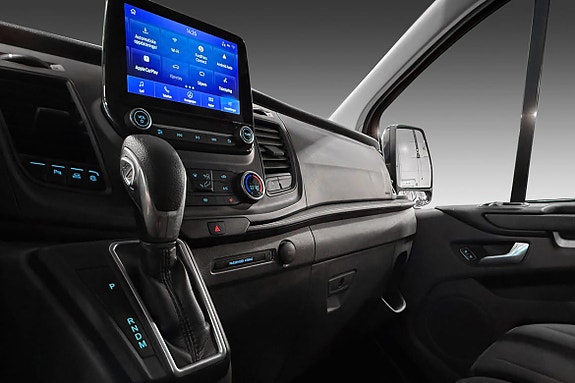 Ford Transit Custom 24 of 30