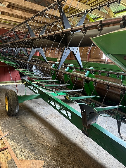 John Deere C 670 Hillmaster 9 of 14