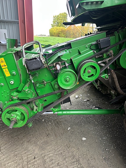 John Deere C 670 Hillmaster 14 of 14