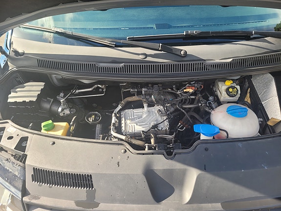 Volkswagen Transporter 13 of 15