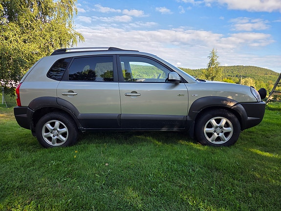 Hyundai Tucson 4 of 29