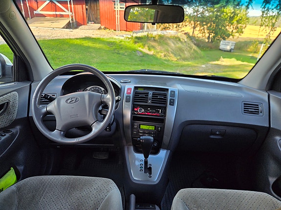 Hyundai Tucson 19 of 29