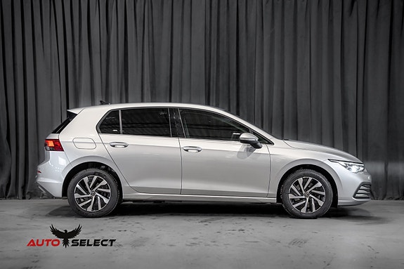 Volkswagen Golf VIII 17 of 30