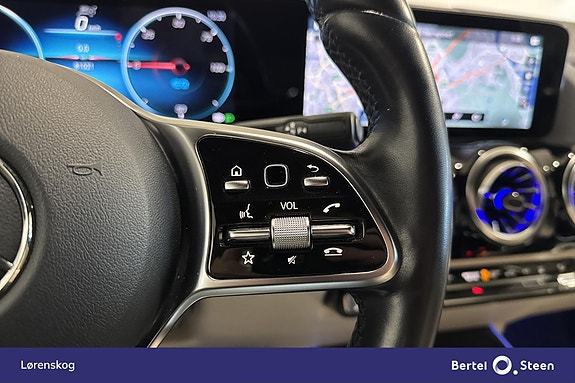 Mercedes-Benz EQA300 15 of 28