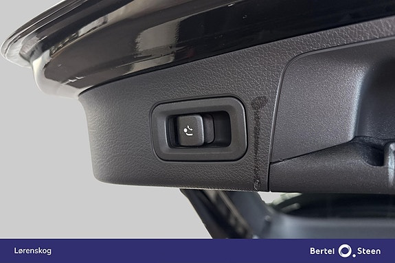 Mercedes-Benz EQA300 27 of 28