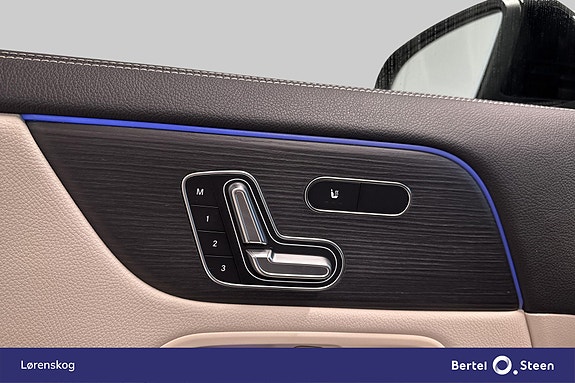 Mercedes-Benz EQA300 11 of 28