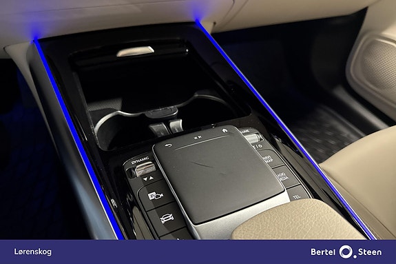 Mercedes-Benz EQA300 24 of 28