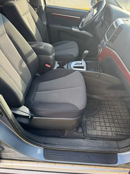 Hyundai Santa Fe 9 of 17