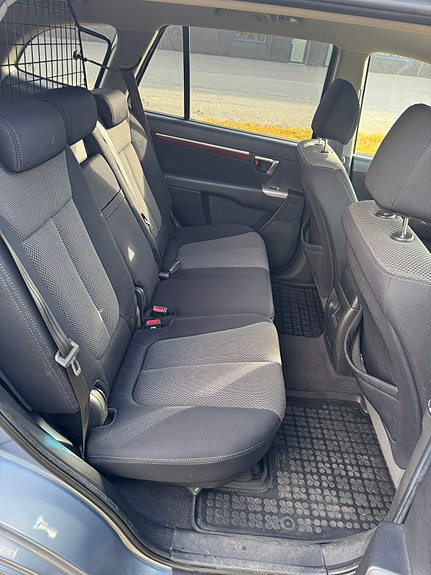 Hyundai Santa Fe 10 of 17