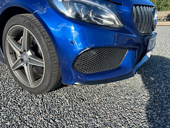Mercedes-Benz C200 6 of 11