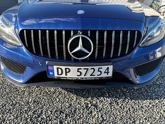 Mercedes-Benz C200 5 of 11